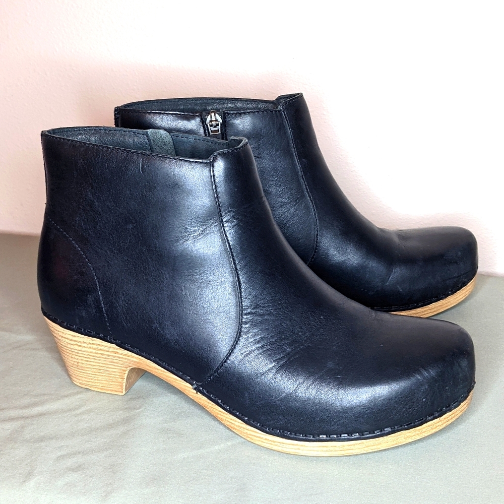 Dansko Maria Boot 40 (9.5 - 10) Black